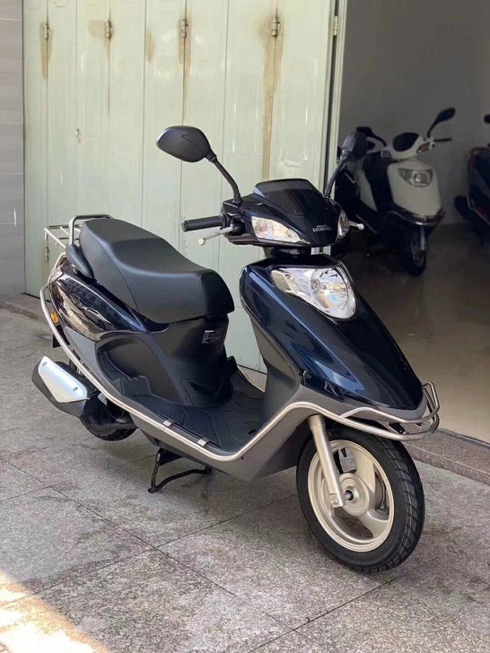 库存全新[抱拳]五羊本田新喜悦100 零公...