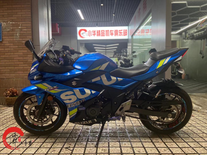 铃木GSX250R电喷国4最新款，最高配置...