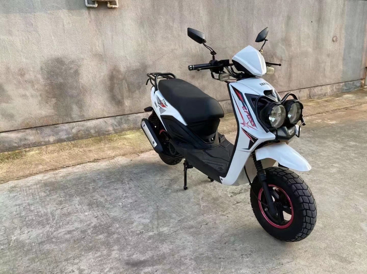 摩托车雅马哈  感兴趣的话点##amp；l...