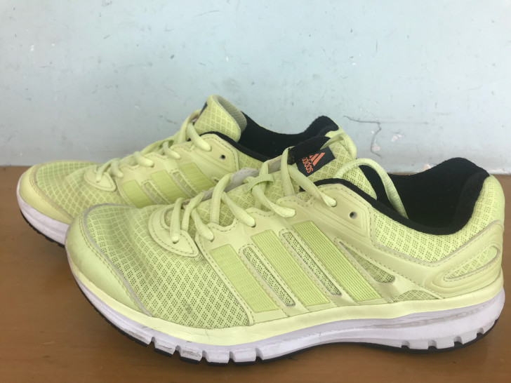 Adidas阿迪达斯运动跑步鞋40码