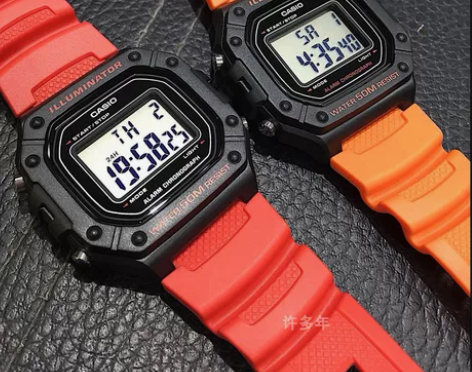 卡西欧Casio户外运动时尚腕表小方块数显...