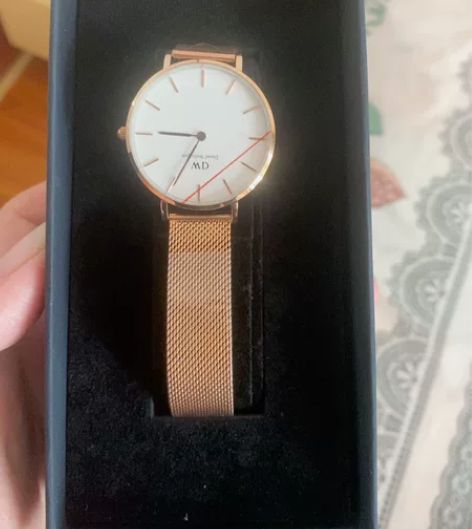 全新DW 十一买黄金做活动送的 因为有...