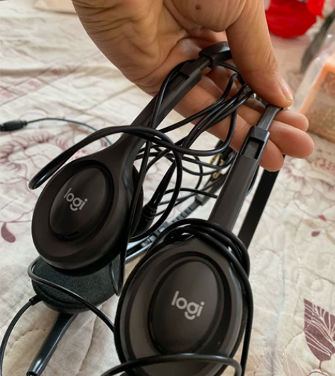 耳机、头戴式、买了用了几天、几乎全新、60...