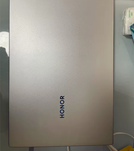 由于个人需求配置跟不上了,刚买了台式,笔记...