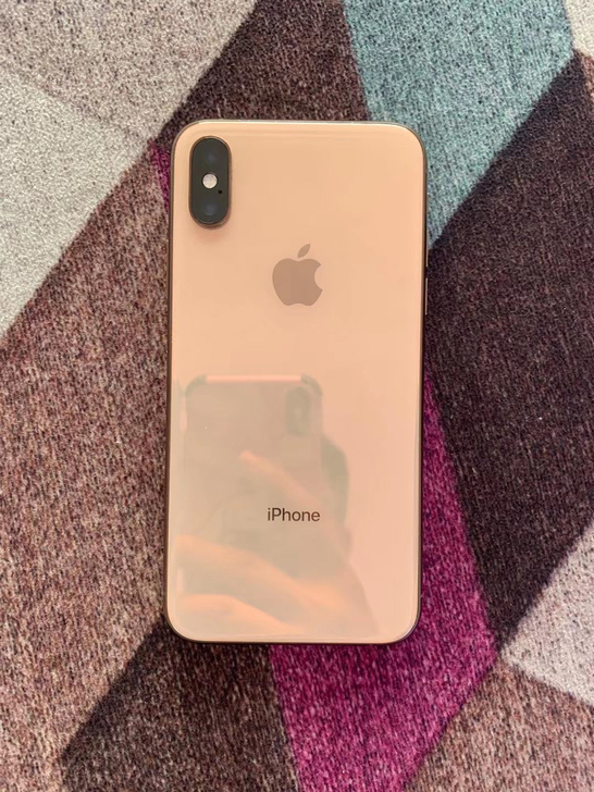 iPhone苹果xs,256g,99新,韩...