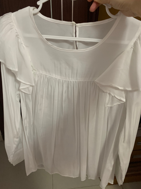 雪纺衫长袖 8成新 穿过一次 实体店购买