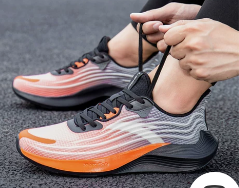 安踏鞋 毒刺男鞋2022夏季新款透气减震跑...