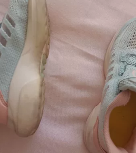 安踏运动网鞋,带自动锁扣 感兴趣的话点“我...