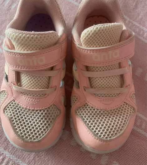 安踏童鞋.尺码看图 感兴趣的话点“我想要”...