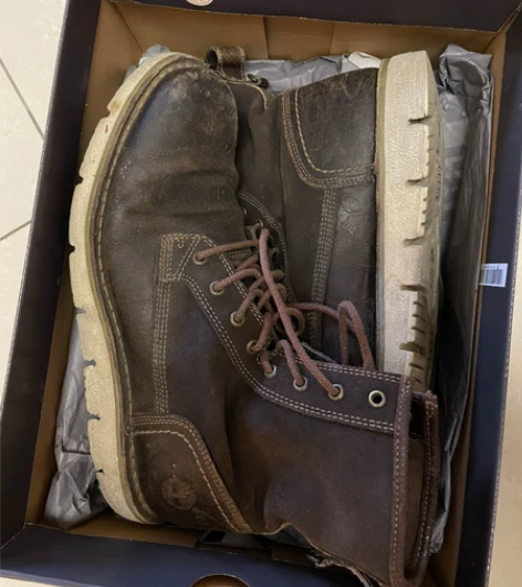 timerland靴子男士鞋子8成新 如图...