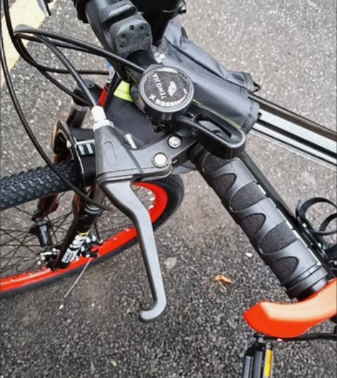 送男朋友，不喜欢，低价出了 工具包齐全，拍...