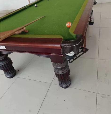8成新台球桌,球一套,自提! 感兴趣的话点...