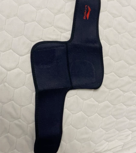 李宁手关节护具，乒乓球，羽毛球手关节护具，...