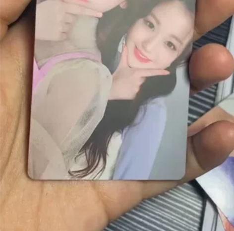 出 圆樱双人卡 本体45捆到70 标价直拍...