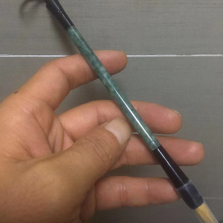 翡翠毛笔