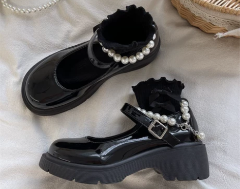 商场撤柜！大人35-40码全新！搭配裙子的小皮鞋英伦风学院风...