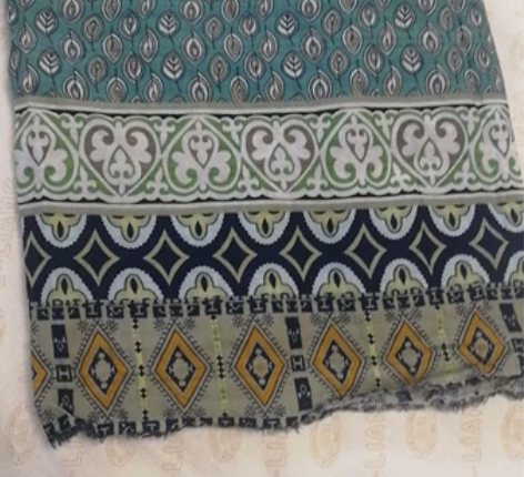 定位民族风纯棉布，适合做裙子，长2米，面宽...