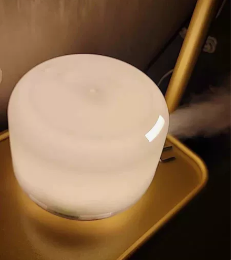 全新机器 无印超声波香薰机卧室精油香薰灯自...