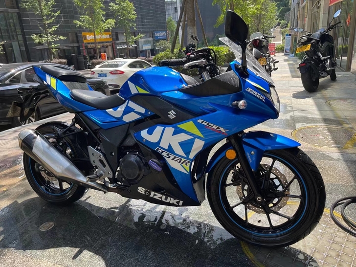 20年铃木gsx250高配带ABS。公里8...