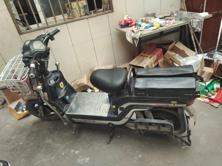 72v20a载重王 刚换的电瓶 有牌照 有...