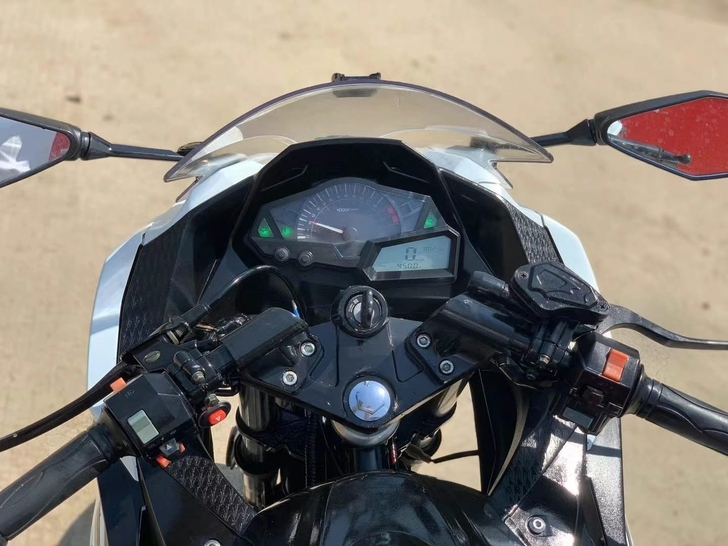 小忍者到双缸水冷400cc，改装天蝎排气 ...