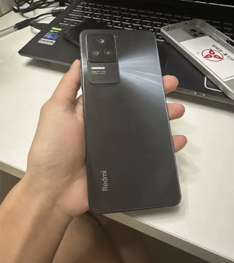 红米 K40S 8+128 黑色 今年4月...