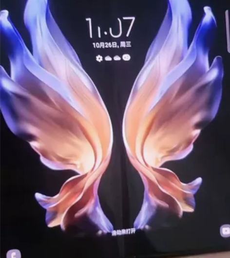 三星fold3 别拿2代跟这比 就大屏幕一...