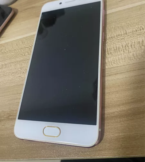 vivo x7 4+649.5新 全原无修...