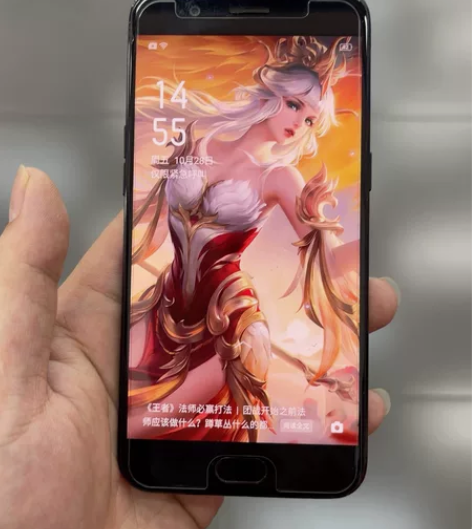 OPPO R11，4+64g，成色很新，功...