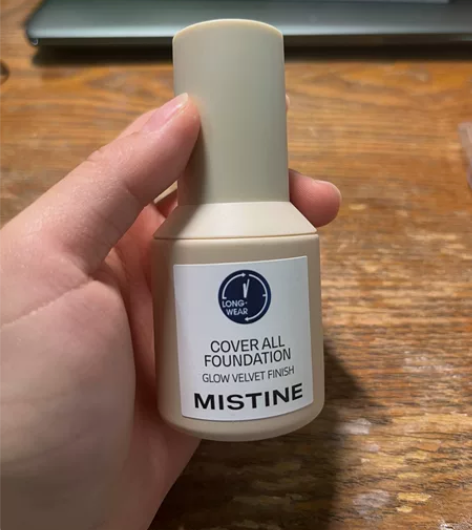 Mistine蓝盾粉底升级版110 九成新...