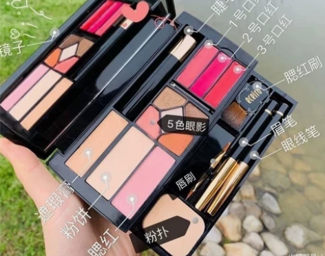 医采彩妆魔盒彩妆套装 遮瑕膏 粉饼 腮红 ...