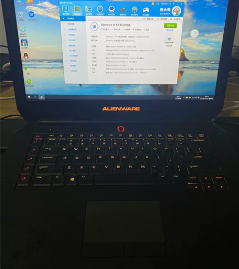 外星人15r2 配置看图 成色一般 功能正...