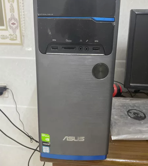 台式电脑一整套,之前买了都没怎么用,在家里...