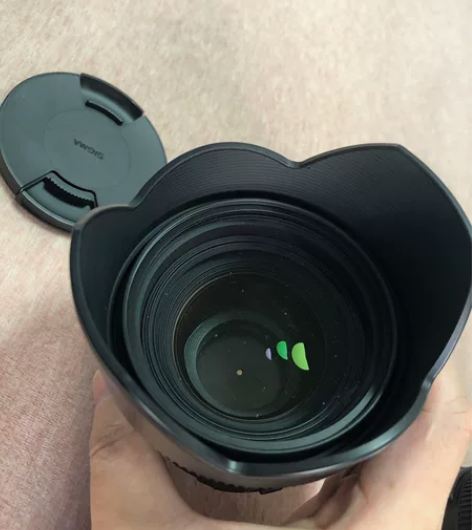 适马的大口径大光圈的定焦镜头,50mm f...