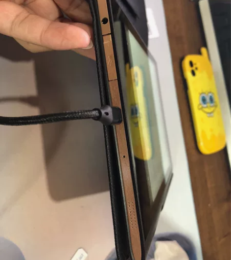 e人e本 T9s  2+64G， 三网4G...