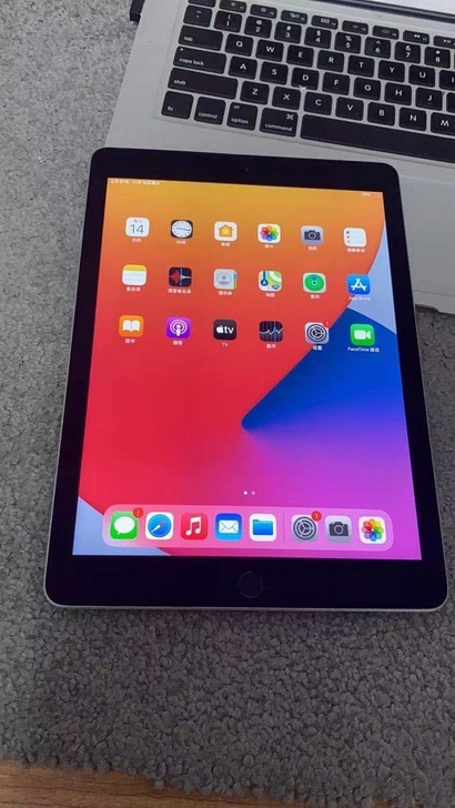 2019款10.2寸iPad7第7代特价1...