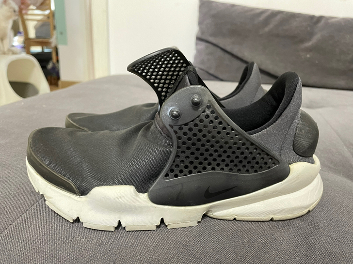 Nike皮肤鞋,光面,赤脚