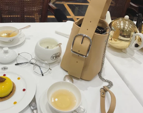 2017新款韩版包包女简约大气手提包时尚休...