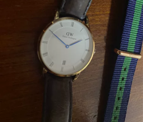 dw复古蓝针皮带手表 日本买的。表盘特别新...