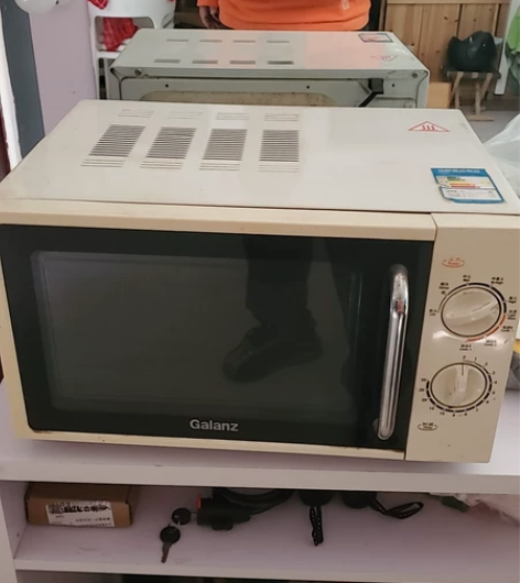 格兰仕微波炉，搬家没地方放了，急出，上门自...