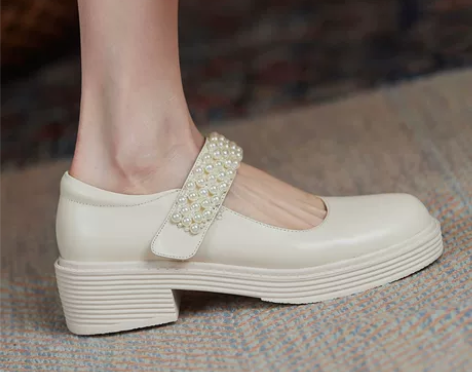 ?春新款真皮厚底米白色浅口玛丽珍鞋女粗跟防...