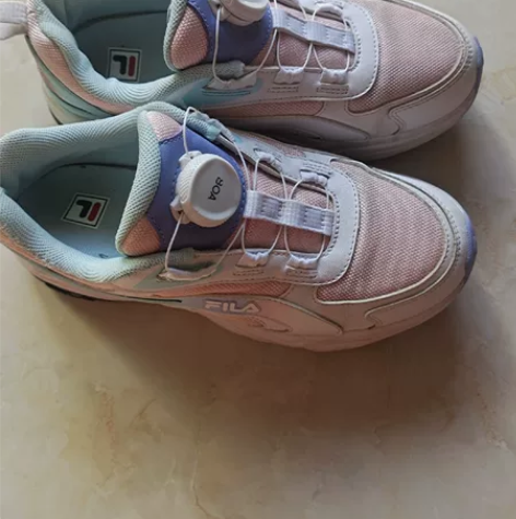 斐乐fila童鞋4y36码23厘米,正品。...