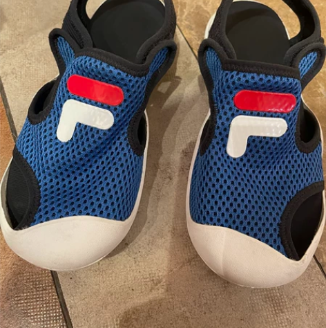 FILA斐乐童鞋 9成新轻微穿着痕迹20c...