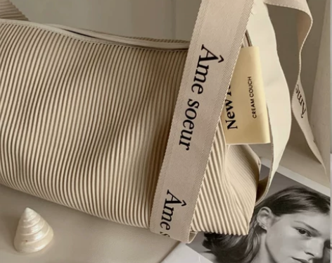 果柠莞尔 女士包 感兴趣的话点“我想要”和...