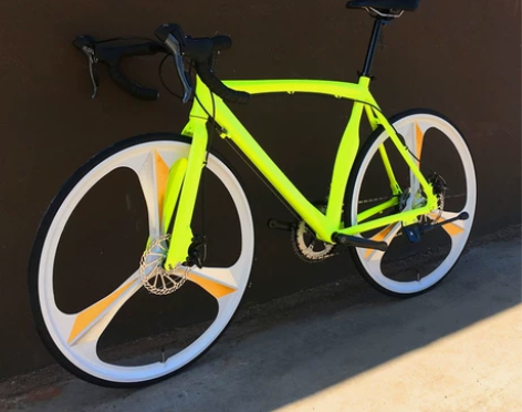 700C公路车一体轮自行车公路赛场地车山地车双碟刹弯把竞速自...