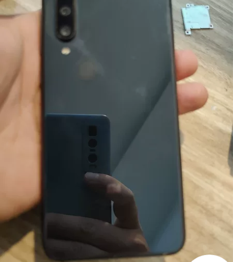 媳妇自用 小米9se 6+128 9新 全...