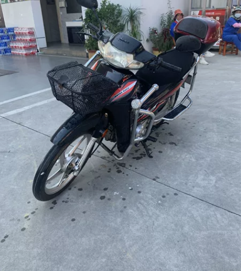 力帆摩托看上的联系，价格好商量 感兴趣的话...