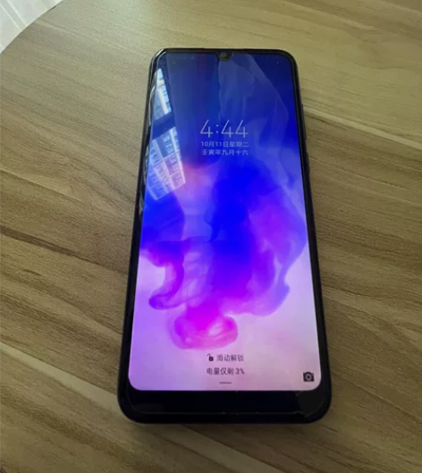 华为手机  华为畅想9e 3+64 成色如...