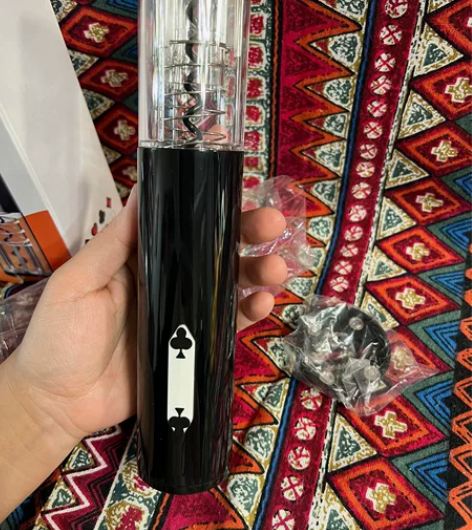 电动红酒开瓶器全新 感兴趣的话点“我想要”...