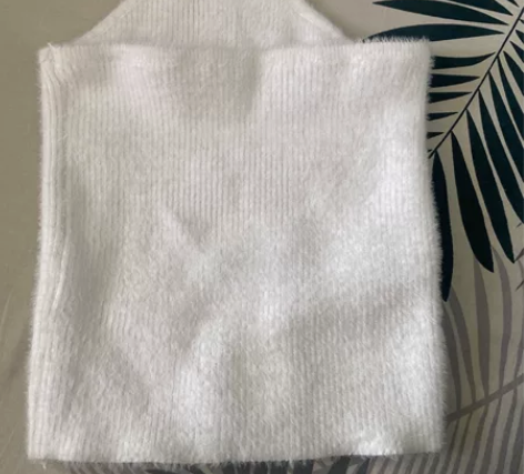 白色毛毛针织背心两面穿 感兴趣的话点“我想...